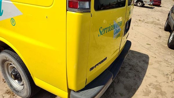 1996-2002 Express Van 2500 Driver Left Rear Moulding On Quarter Panel Oem Yellow — photo 5