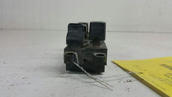 2000 Nissan Altima Door Switch Front LH Driver Driver's Lock And Window Master — photo 4