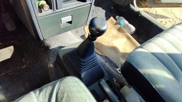 86 Camry Floor Shifter Lever With Cables Shift Unit 5 Speed Manual Transmission — photo 5