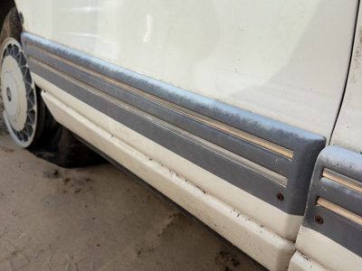92-95 Olds Eighty Eight Passenger Right Rear Moulding From Door Oem Back White