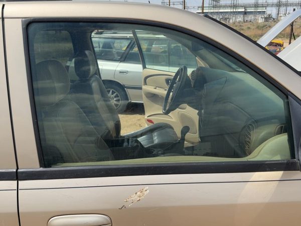 2004-2007 Buick Rainier Passenger Right Front Side Window Door Glass Oem — photo 2
