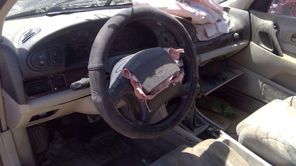 1996 Nissan Altima — vehicle photo 3