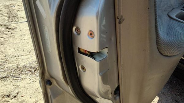 1997 Honda Accord Driver Left Front Door Latch With Rods/Cables Oem — photo 3