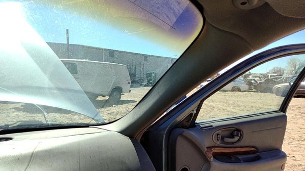 2000-2005 Buick Lesabre Passenger Right A Pillar Trim Windshield Post Panel — photo 1