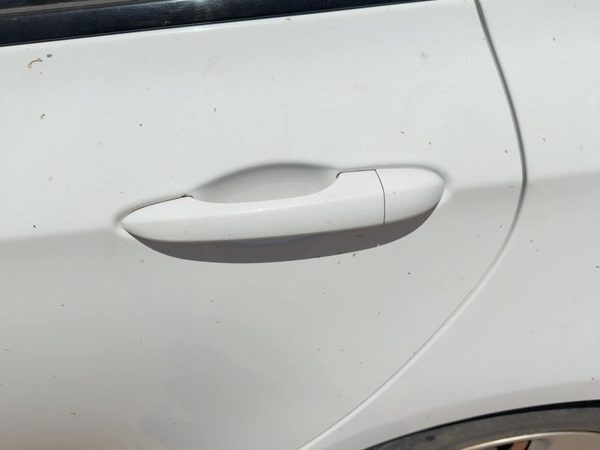 2013-2016 Dodge Dart Driver Left Rear Outside Door Handle Oem Back White Pw7 — photo 1