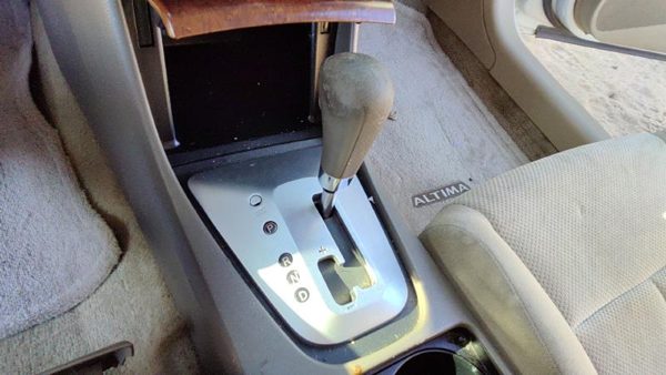 07 Nissan Altima Floor Shifter Lever Assembly Shift Unit Automatic Transmission — photo 3