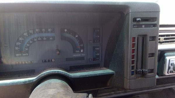 1986-1994 S10 Blazer Trim Bezel Around Speedometer OEM Dash Surround Panel — photo 4