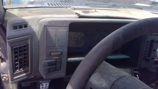 1986-1994 S10 Blazer Trim Bezel Around Speedometer OEM Dash Surround Panel — photo 2