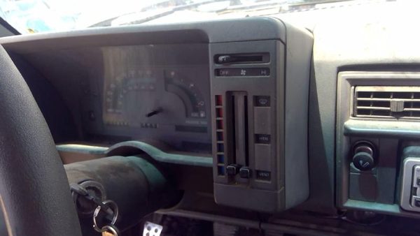 1986-1994 S10 Blazer Trim Bezel Around Speedometer OEM Dash Surround Panel — photo 3