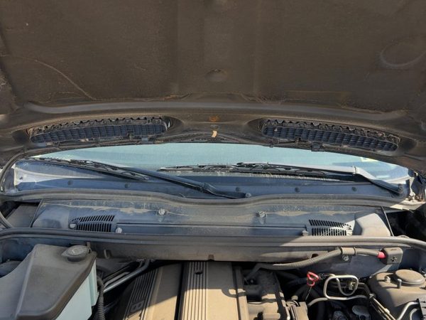 2000-2006 Bmw X5 Windshield Wiper Cowl Vent Trim Panel Oem Cover E53 — photo 1