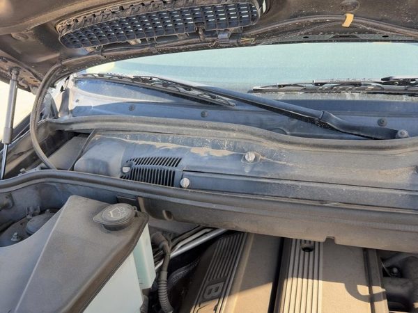 2000-2006 Bmw X5 Windshield Wiper Cowl Vent Trim Panel Oem Cover E53 — photo 5
