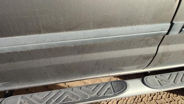 2002-2004 Nissan Xterra Driver Left Front Moulding From Door Oem Trim Strip — photo 5