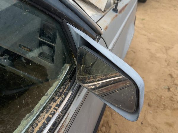1982-1984 Pontiac Sunbird Passenger Right Manual Side Mirror Door Mounted Oem — photo 4