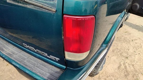 1996 Blazer S10/jimmy S15 Tail Light Assembly RH S10 — photo 4