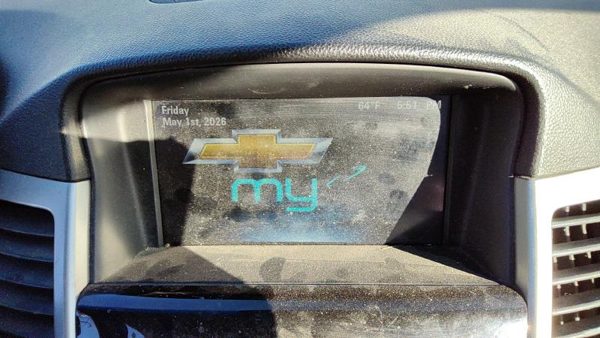 2013 Chevy Cruze Stock Radio Oem Dash Display Screen 84072465 — photo 1