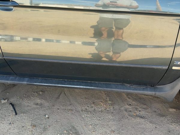 2000-2006 Bmw X5 Passenger Right Front Moulding From Door Oem E53 51138402650 — photo 1