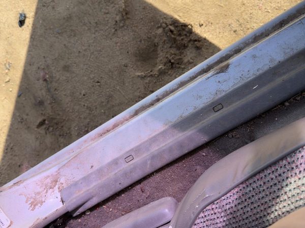 1988-1995 Isuzu Pup Driver Left Lower Sill Step Moulding Trim Panel Oem Gray — photo 4