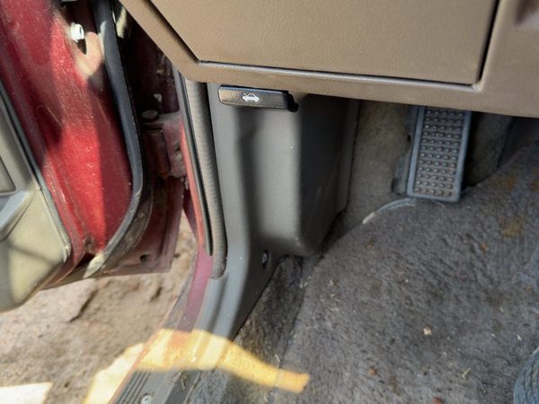 1985-1988 Nissan Maxima Driver Left Lower Kick Trim Panel Oem Gray — photo 3