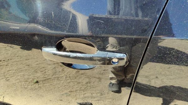 2007-2012 Nissan Sentra Driver Left Front Outside Door Handle Oem Black Kh3 — photo 1