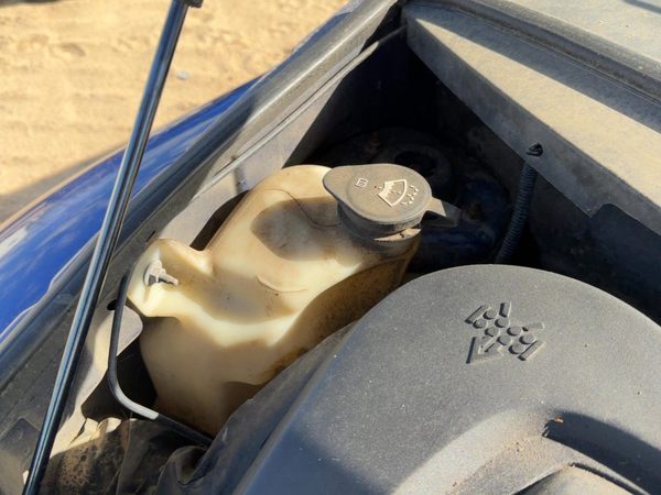 2006-2011 Chevy Hhr Windshield Washer Fluid Reservoir With Pump Oem Wiper Tank — photo 3