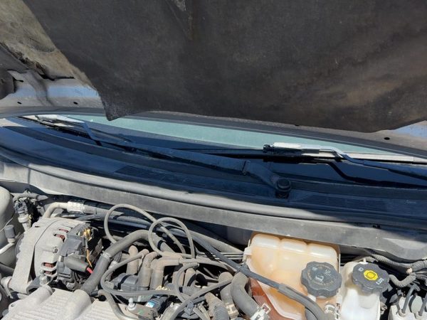 2005-2010 Pontiac G6 Windshield Wiper Cowl Vent Trim Panel Oem Cover — photo 6