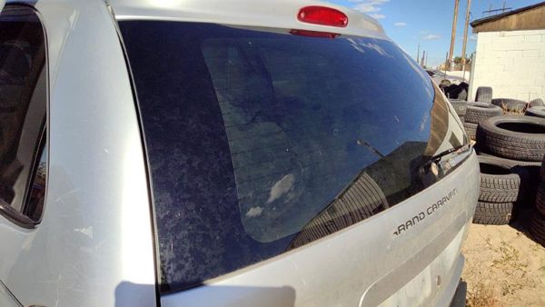 2004-2007 Dodge Caravan Back Glass Rear Window Oem 05134576aa — photo 2