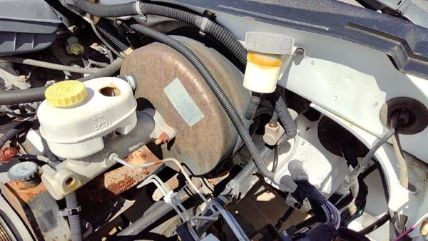 2001 Dodge Ram 1500 Power Brake Booster — photo 1