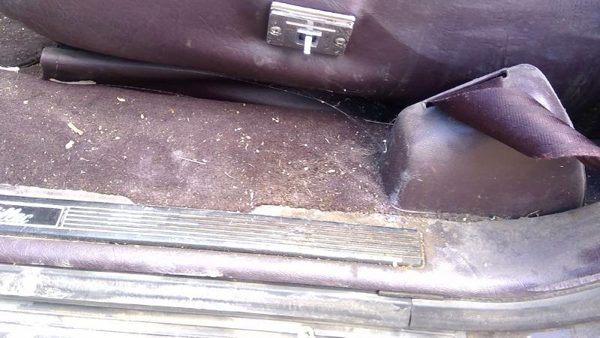 93-96 Cadillac Fleetwood Driver Left Power Seat Track With Motors Only Oem — photo 2