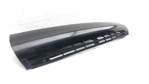 1992-1999 Chevy Suburban Passenger Right Rear Moulding On Corner Panel Oem — photo 5