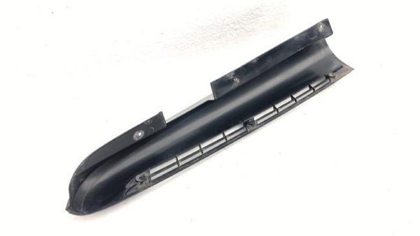 1992-1999 Chevy Suburban Passenger Right Rear Moulding On Corner Panel Oem — photo 12