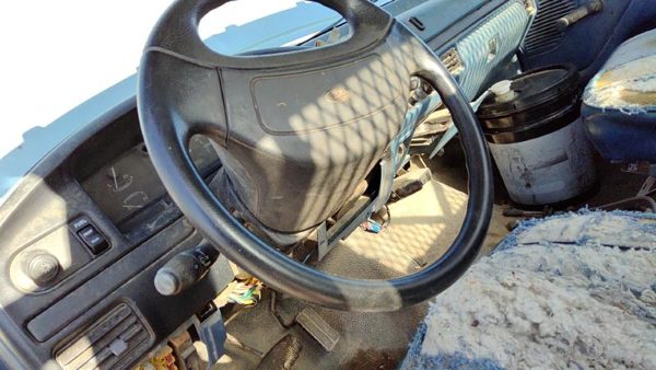 1996 Ford F350 Steering Wheel Blue — photo 4