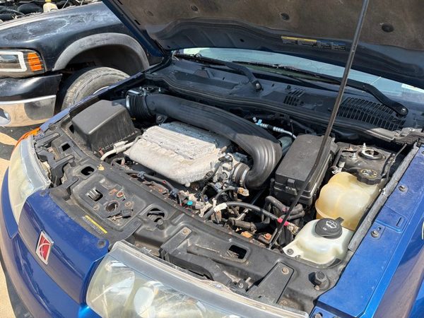 2005 Saturn Vue — vehicle photo 2