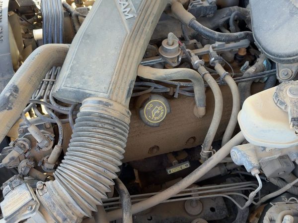 1990-2002 Lincoln Town Car Valve Cover Oem 4.6L — photo 2
