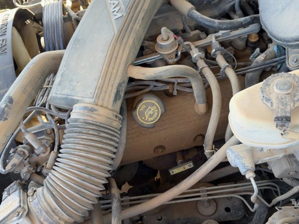 1990-2002 Lincoln Town Car Valve Cover Oem 4.6L — photo 3