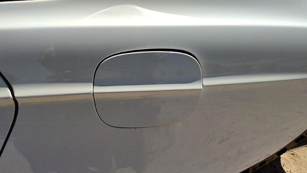 2013-2020 Ford Fusion Fuel Tank Door With Hinge Gas Lid Oem Filler White Yz — photo 1