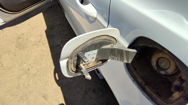 2013-2020 Ford Fusion Fuel Tank Door With Hinge Gas Lid Oem Filler White Yz — photo 4