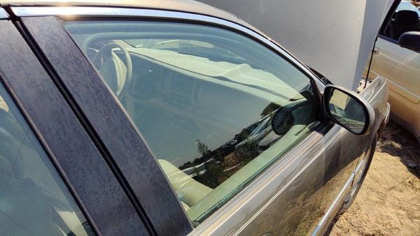 1997-05 Buick Park Ave Passenger Right Front Side Window Door Glass Oem 25634762 — photo 2