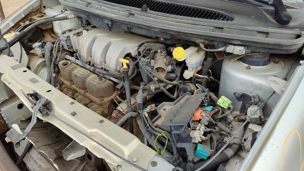 2000 Chrysler Town Crossmember/cradle/undercarria 3.8L — photo 2