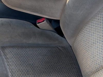 03-06 Suburban Driver Left Front Seat Belt Buckle Receiver Bucket Bench Tan 52D