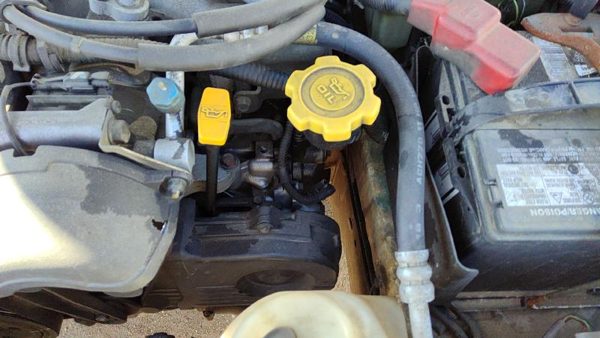 2000-2005 Legacy Outback Driver Left Valve Cover Oem 2.5L 13278Aa123 — photo 2