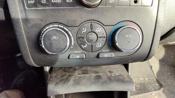 2007-2008 Nissan Altima Temperature Control Module In Dash Heater Ac Head Unit — photo 1