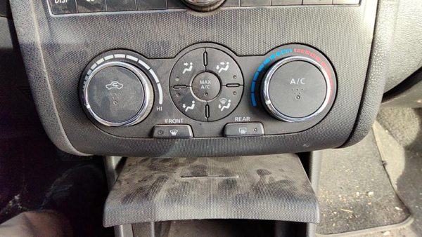 2007-2008 Nissan Altima Temperature Control Module In Dash Heater Ac Head Unit — photo 2