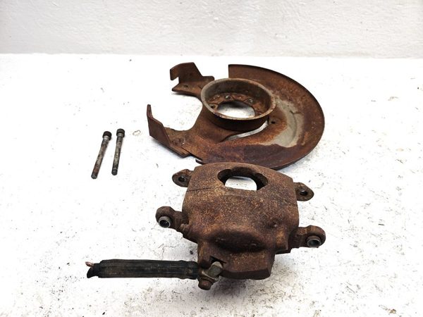 71-78 Silverado K10 Passenger Right Front Brake Caliper With Mount Bracket Oem — photo 2