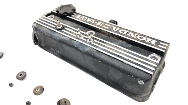 1985 Honda Accord Valve Cover Oem 1.8L Carb — photo 8