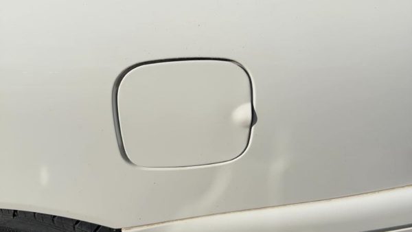 1997-2005 Buick Century Fuel Tank Door With Hinge Gas Lid Oem Filler White — photo 1