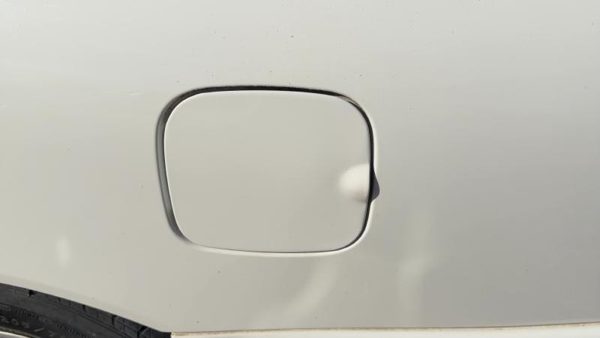 1997-2005 Buick Century Fuel Tank Door With Hinge Gas Lid Oem Filler White — photo 2