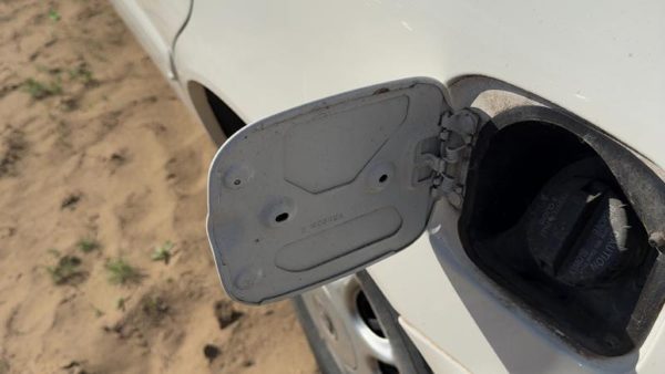 1997-2005 Buick Century Fuel Tank Door With Hinge Gas Lid Oem Filler White — photo 3