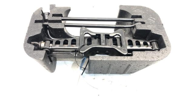 2013 Dodge Journey Spare Jack Assembly With Tools Oem Mount Tray Factory Foam — photo 1