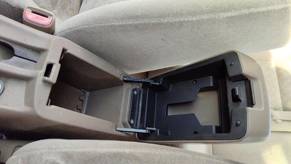 2000-2006 Nissan Sentra Center Console Lid Only Arm Rest Fold Down Sand H 12V — photo 3