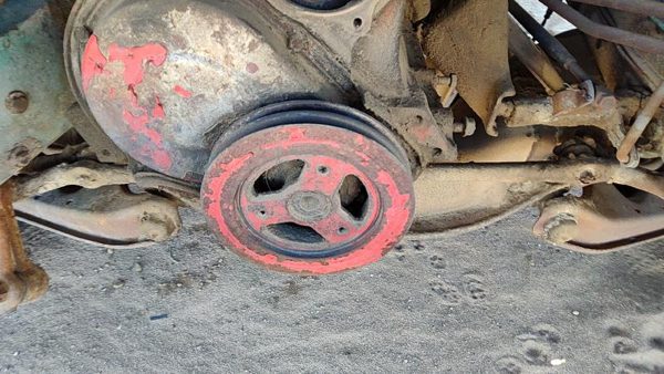 67-74 Chevy Van G20 Harmonic Balancer Crankshaft Pulley With Bolt Oem 4.1L 250 — photo 2